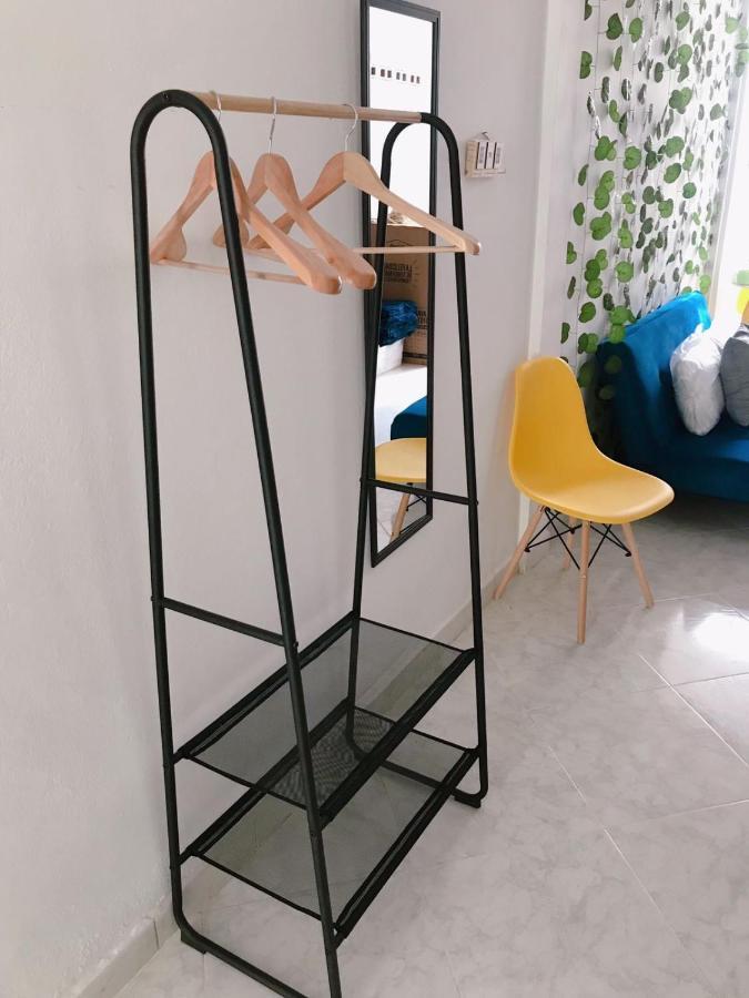 Отель Habitacion Privada En Jardin Cerca Al Parque Экстерьер фото