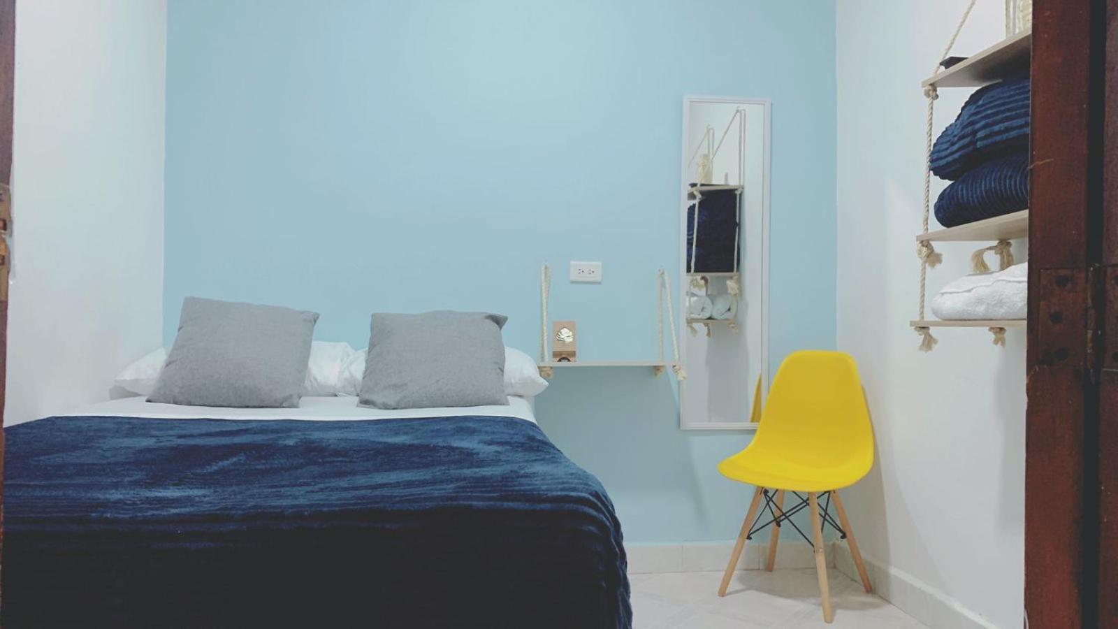 Отель Habitacion Privada En Jardin Cerca Al Parque Экстерьер фото